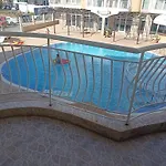 Апартамент Silversprings Lucie *